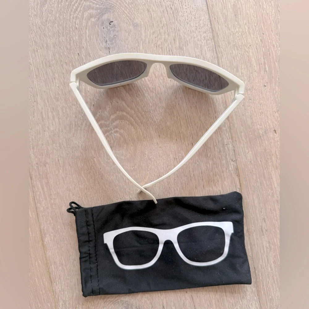 Aces Aviator Sunglasses